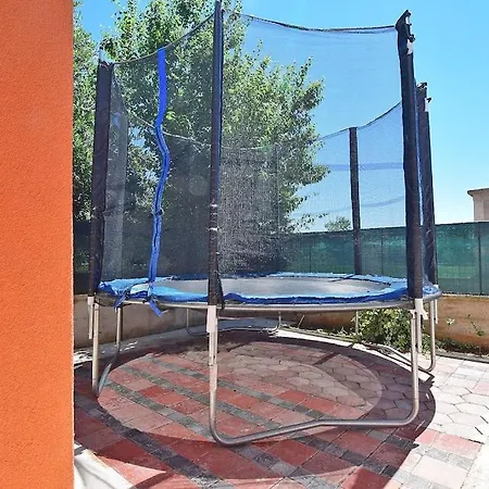 Villa Vesna With Pool