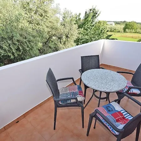 Vesna With Pool Villa Šišan